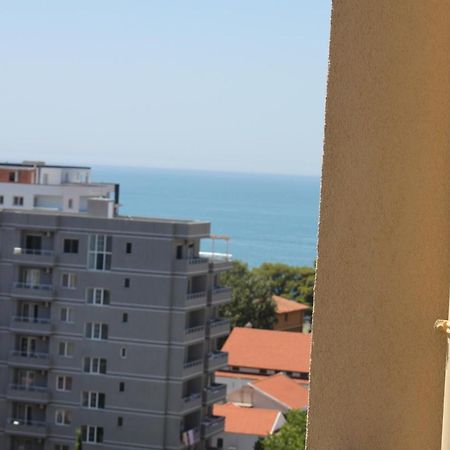 Everest Apartments Shëngjin المظهر الخارجي الصورة
