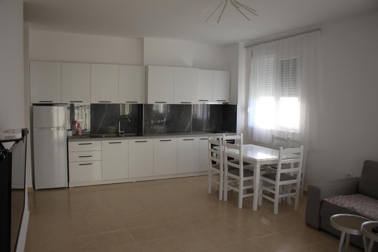 Everest Apartments Shëngjin المظهر الخارجي الصورة