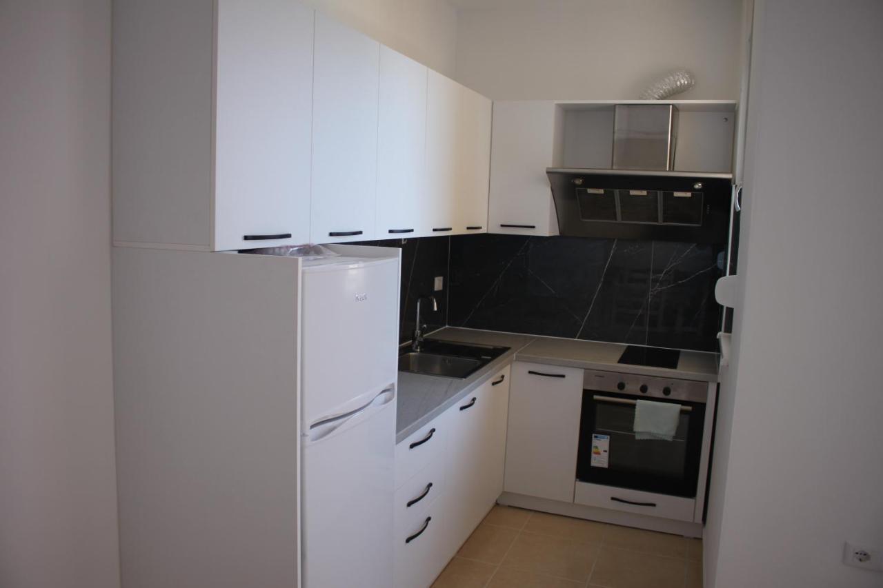 Everest Apartments Shëngjin المظهر الخارجي الصورة