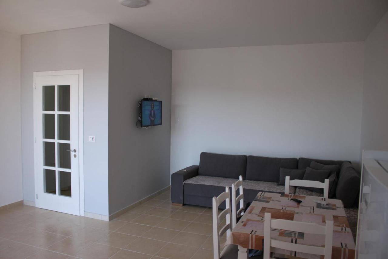 Everest Apartments Shëngjin المظهر الخارجي الصورة